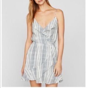Express white striped linen ruffled fit and flare dress | medium